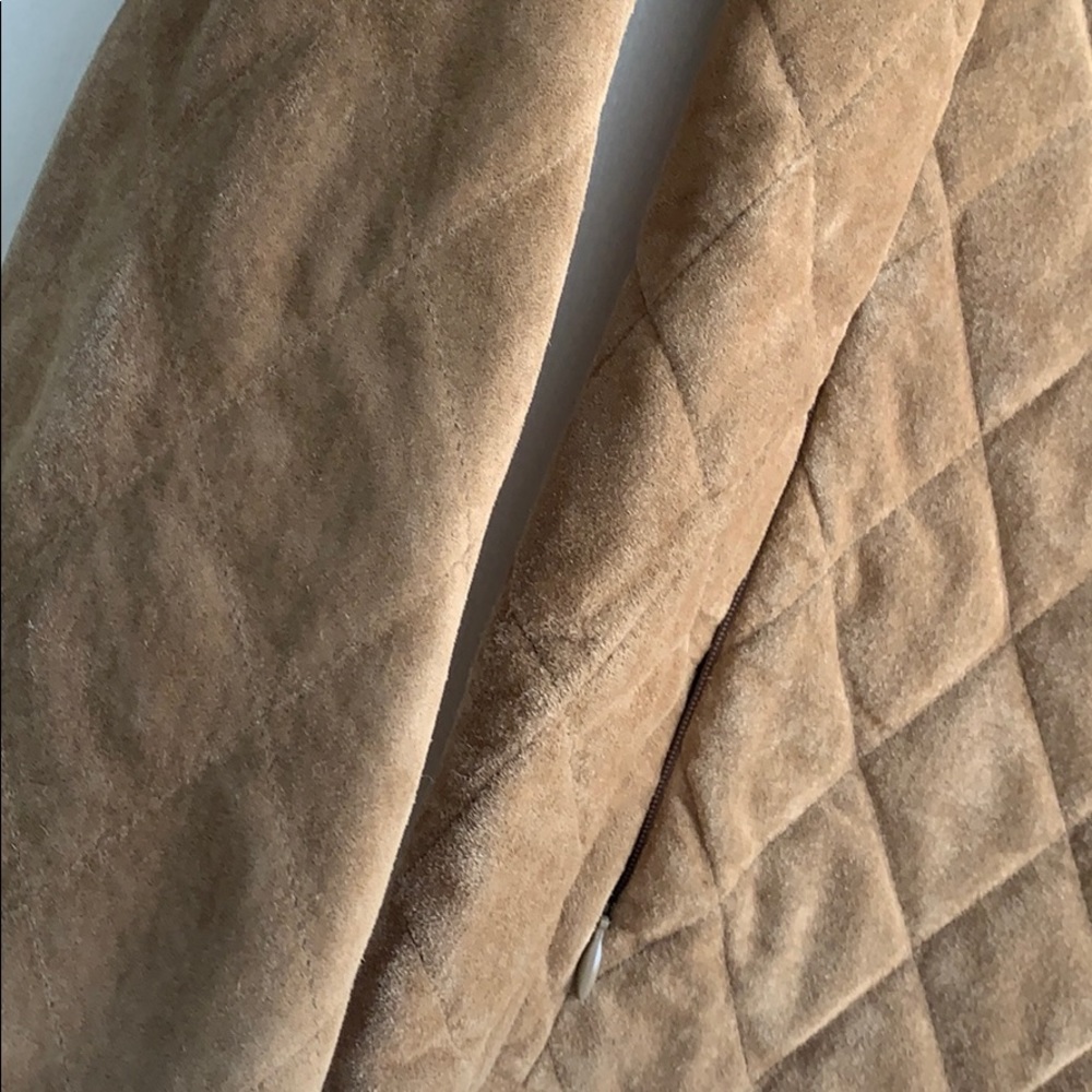 Ann Taylor Tan zip up suede jacket - Picture 3 of 4